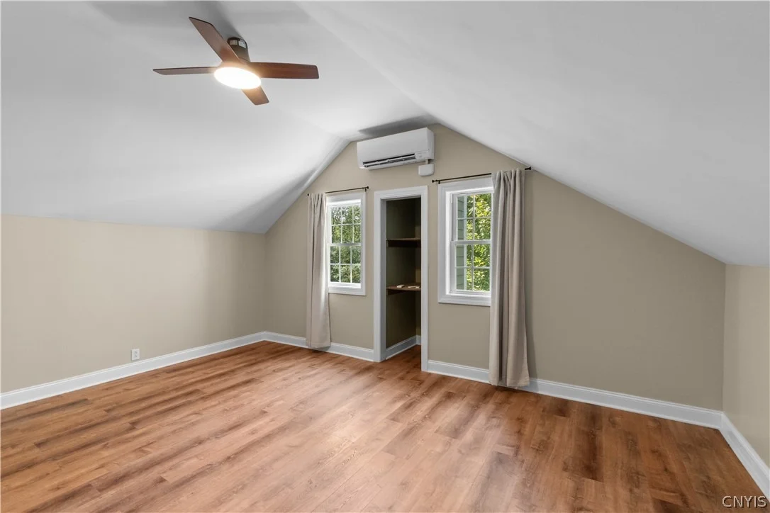 Photo of 25 Beaver Ln