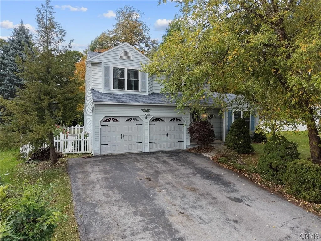 Photo of 8192 Rizzo Drive
