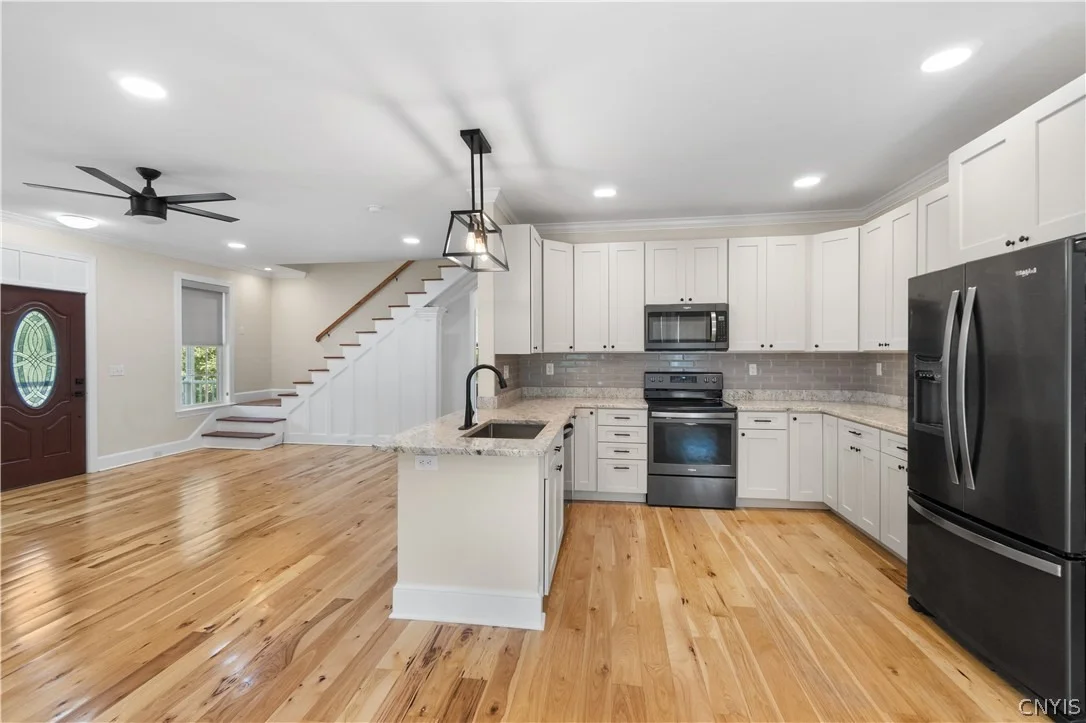 Photo of 25 Beaver Ln
