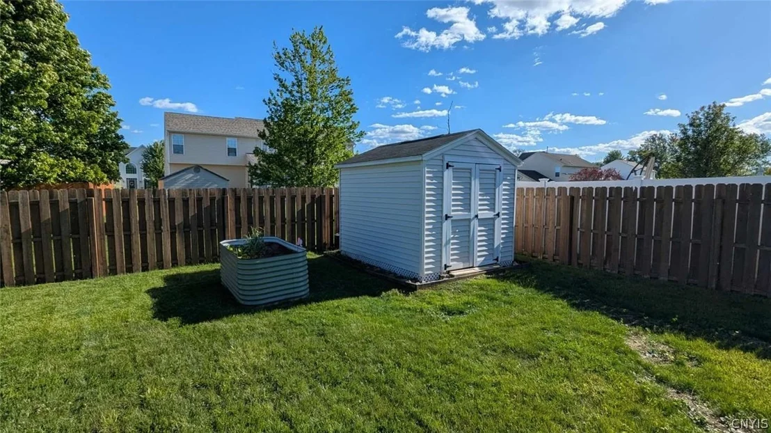 Photo of 5549 Cairns Trail