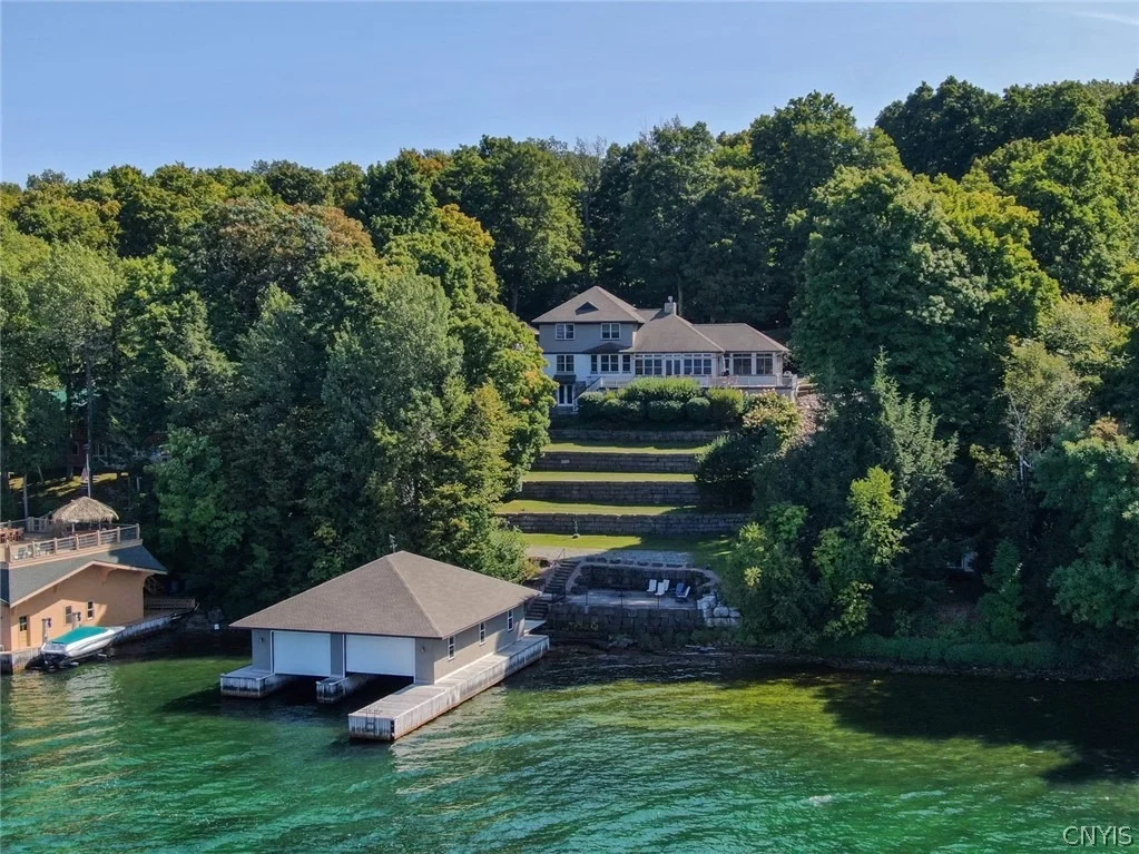 Photo of 38306 Windward Cliffs