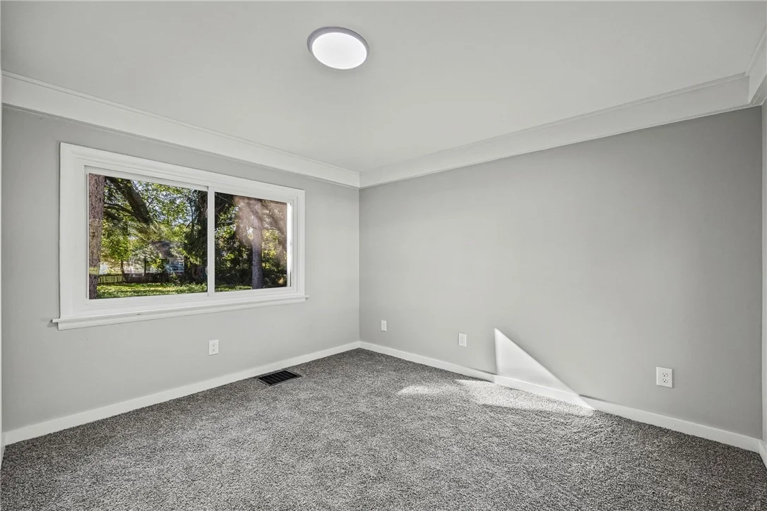 Photo of 264 Alpine Road