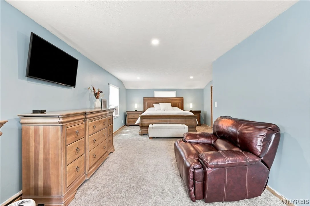 Photo of 8894 Woodview Drive