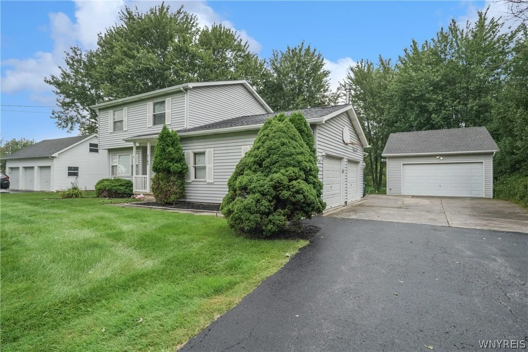 Photo of 7143 Akron Road
