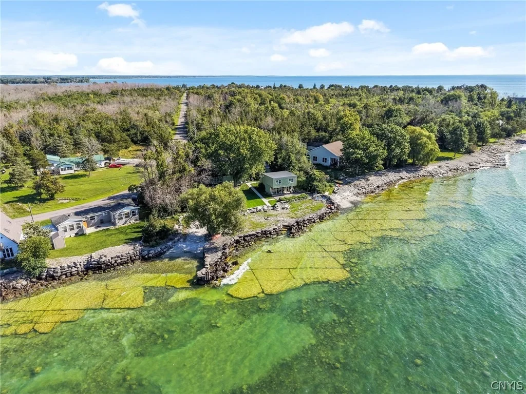 Photo of 11327 Rays Bay Rd