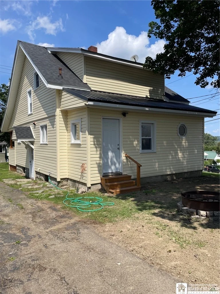 Photo of 57 Mapleshade Avenue