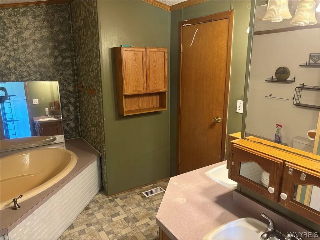 Photo of 1256 Ridgewood Drive