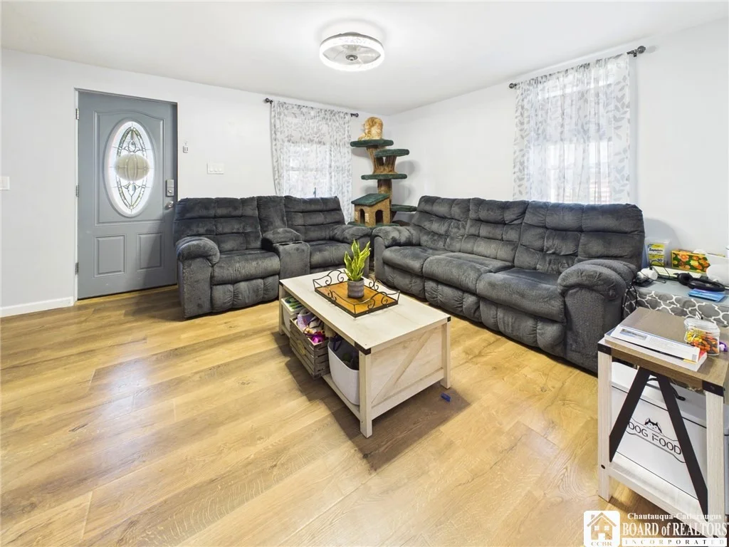 Photo of 212 N 6th Street