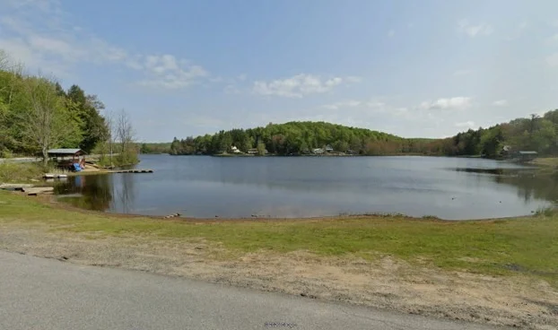 Photo of 24 COMBS ROADWAY