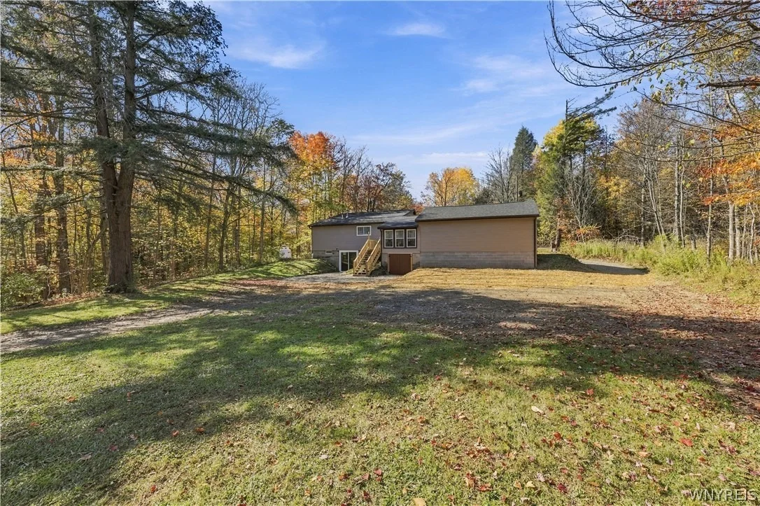 Photo of 8733 Phillips Road
