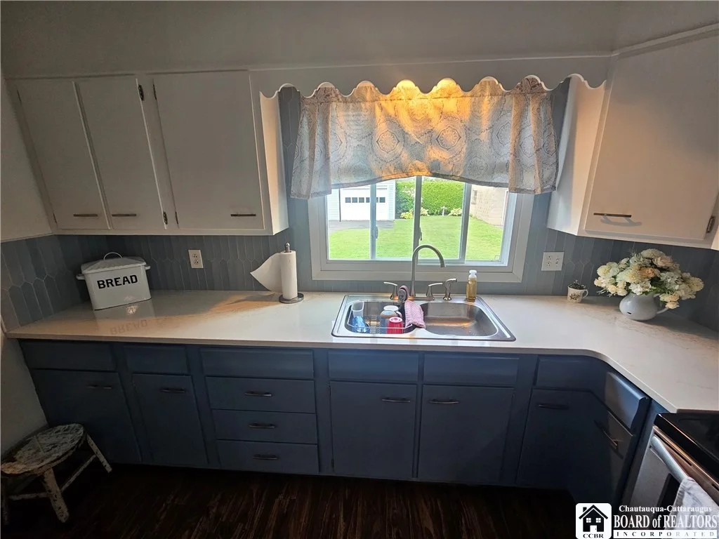 Photo of 115 N 10th Street