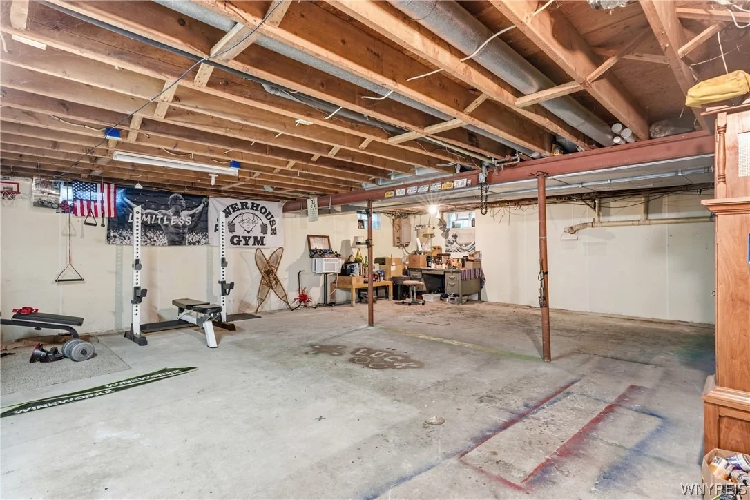 Photo of 6876 Creekview Drive