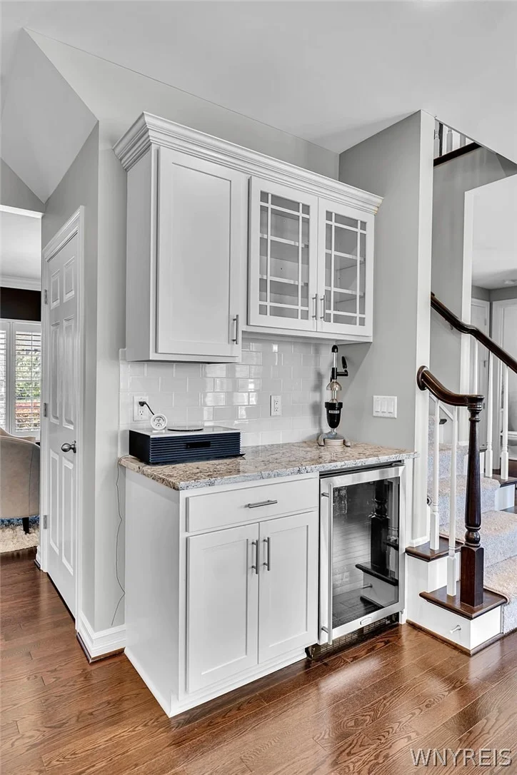 Photo of 5345 Glenview Drive