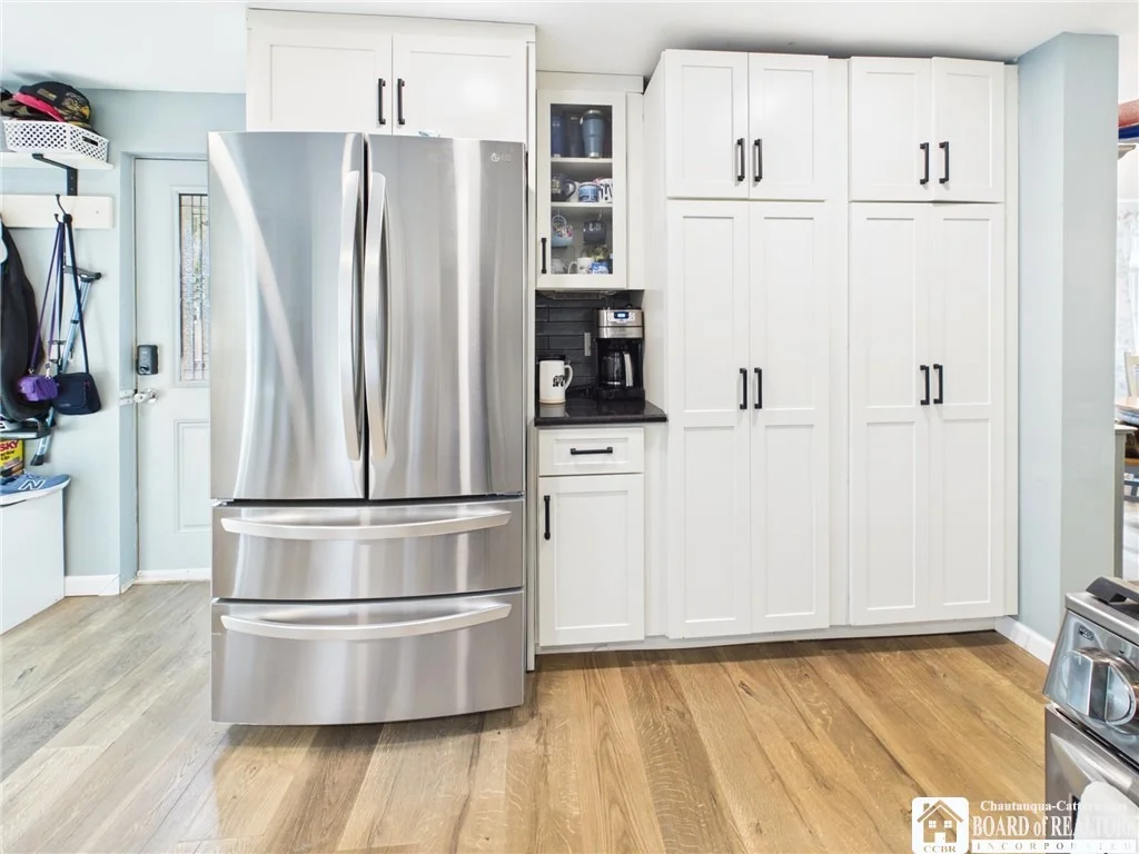 Photo of 212 N 6th Street