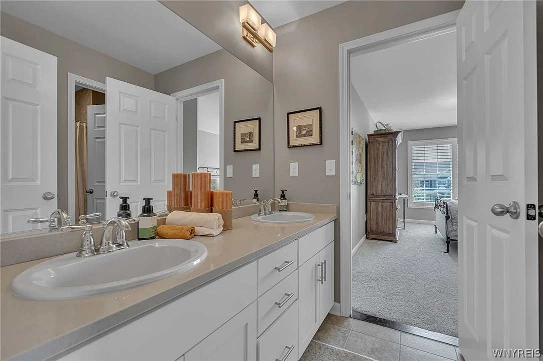 Photo of 5345 Glenview Drive