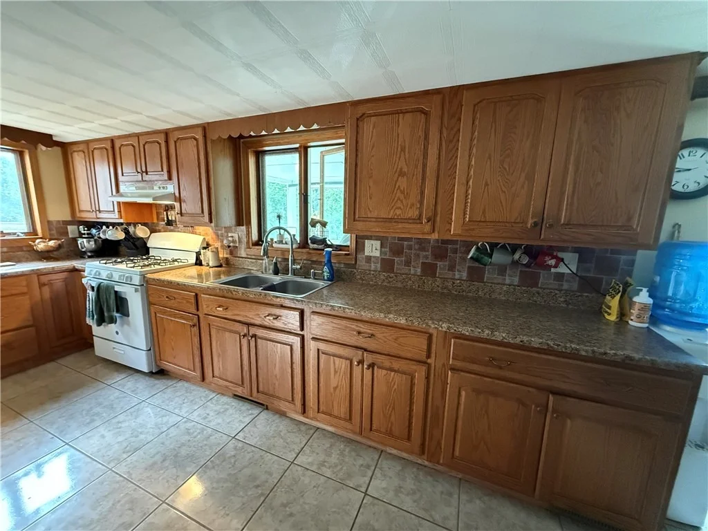 Photo of 323 Maple Street
