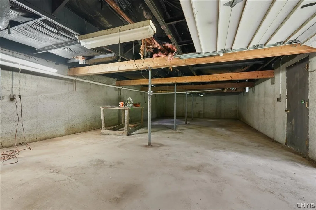 Photo of 8442 Halstead Road