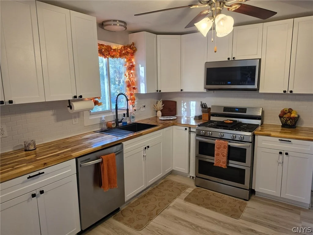 Photo of 3679 Brutus Road