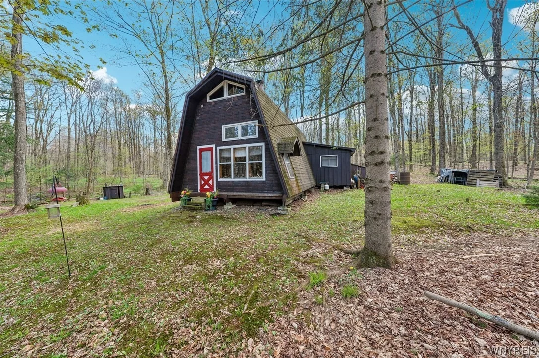 Photo of 3890 Weber Road