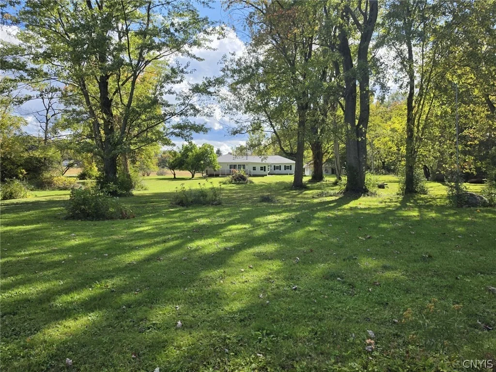 Photo of 1041 Old State Route 31