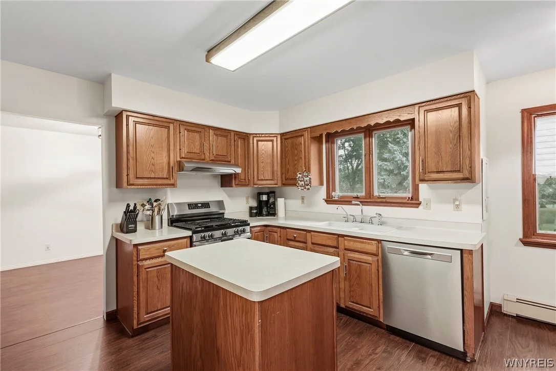 Photo of 7143 Akron Road