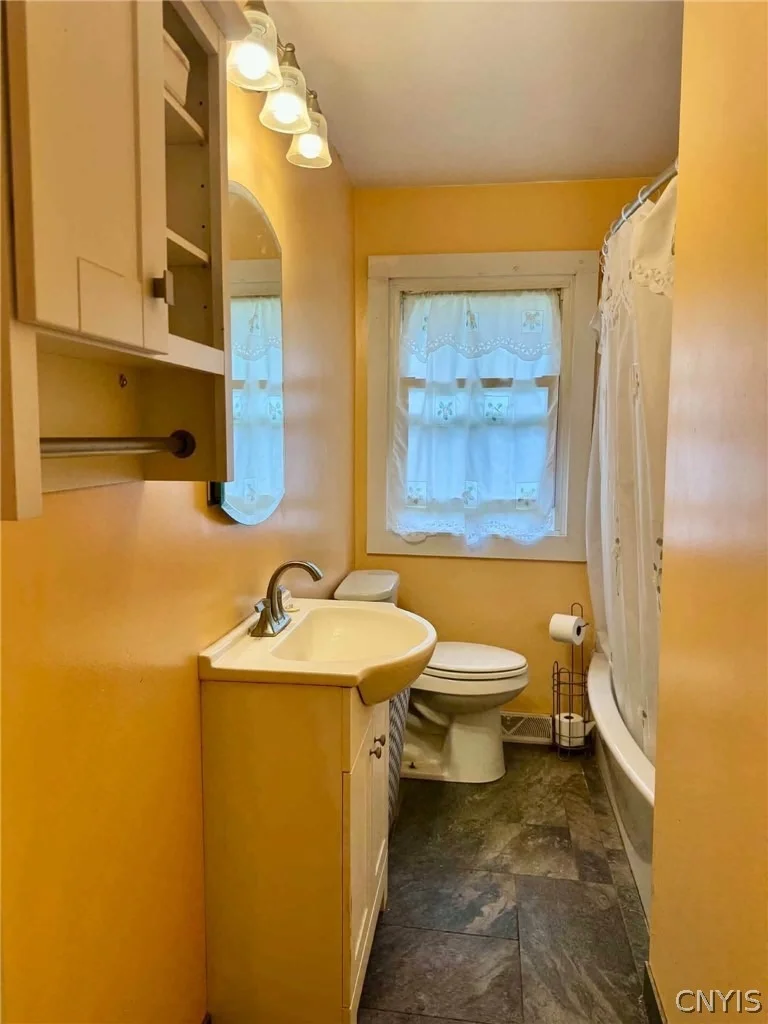 Photo of 503 Brewer Road