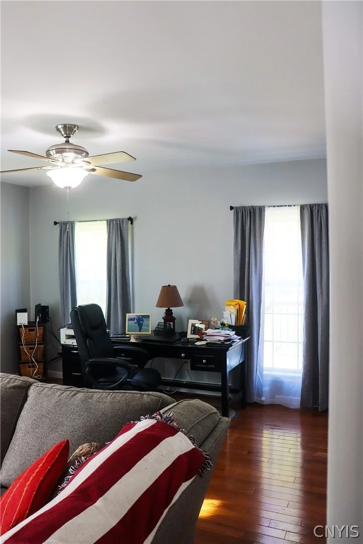 Photo of 1076 Curtiss Road