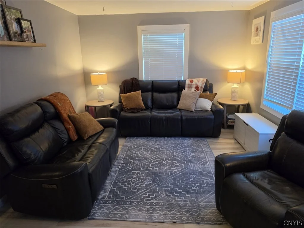Photo of 3679 Brutus Road