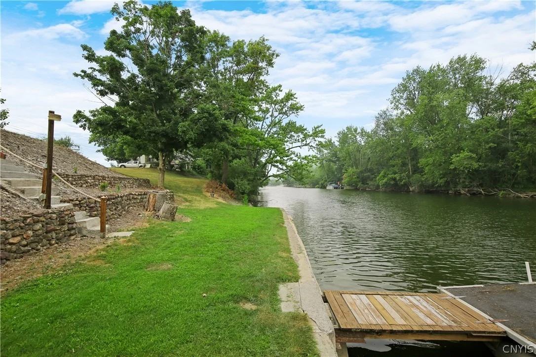 Photo of 6904 Guyder Road