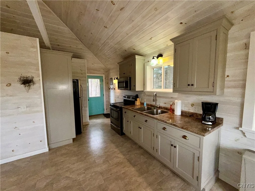 Photo of 51 Dewey Road