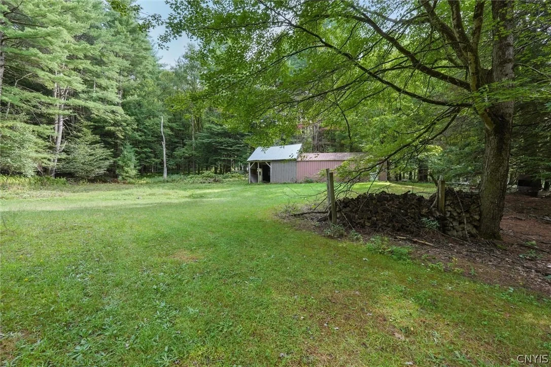 Photo of 8442 Halstead Road
