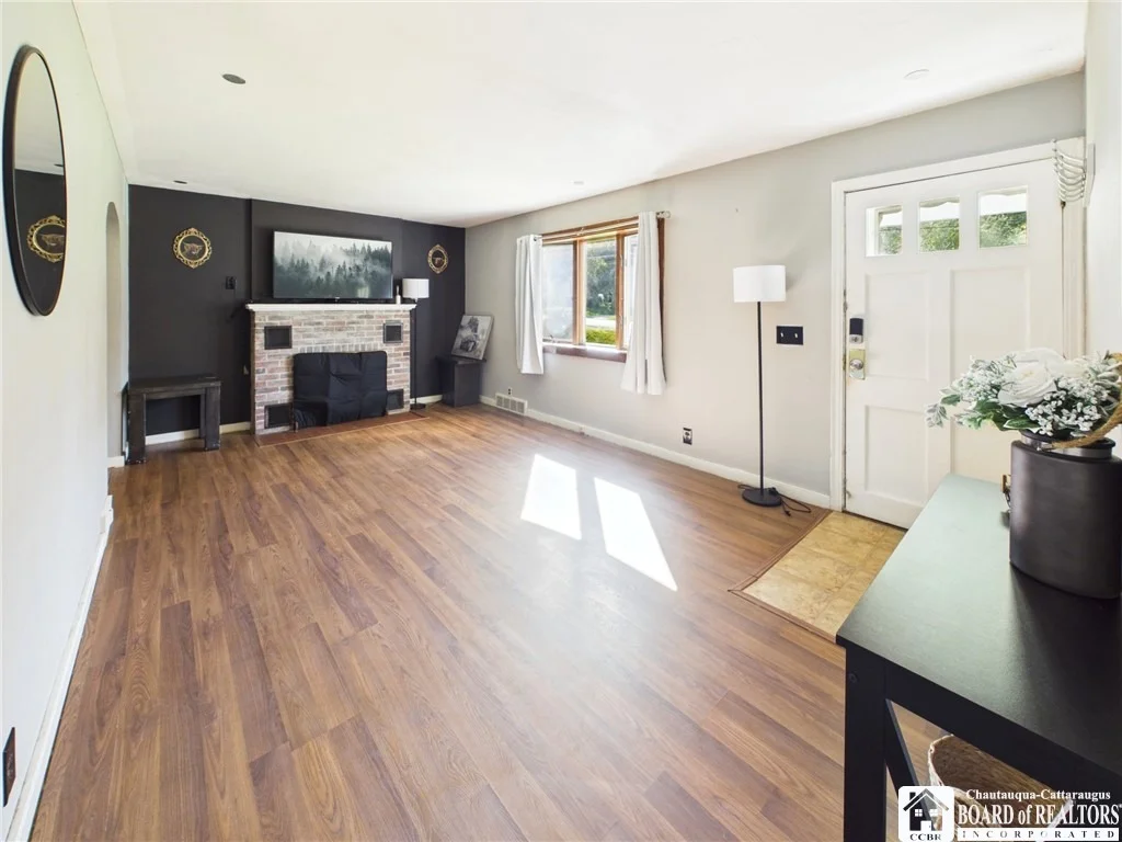 Photo of 1297 Kamery Road