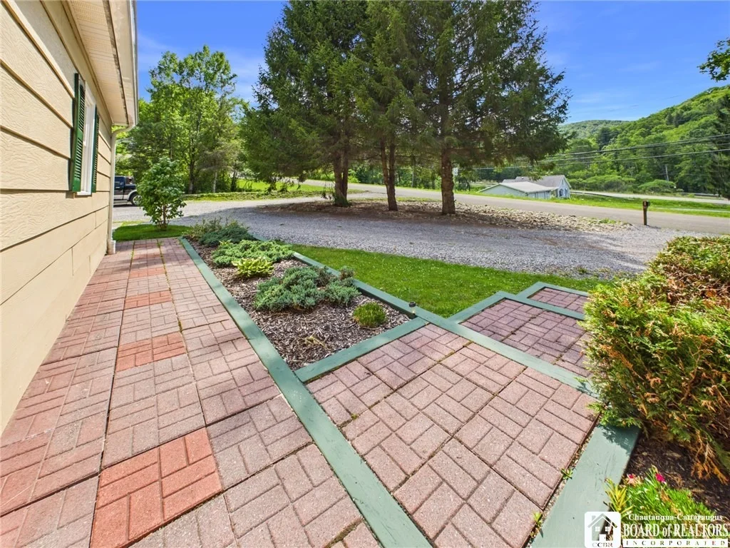 Photo of 1117 Old Rock City Road