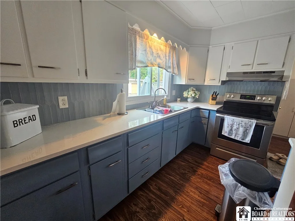 Photo of 115 N 10th Street