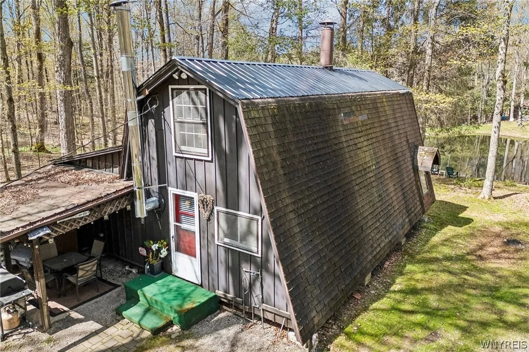 Photo of 3890 Weber Road
