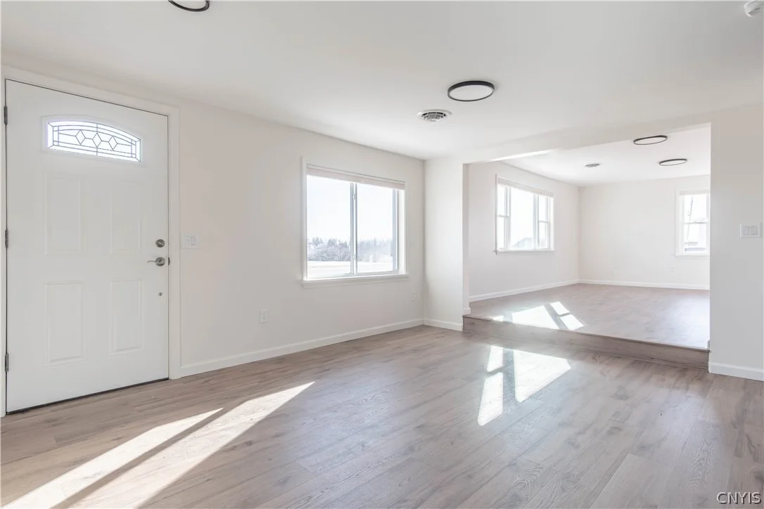 Photo of 17079 May Irwin Road