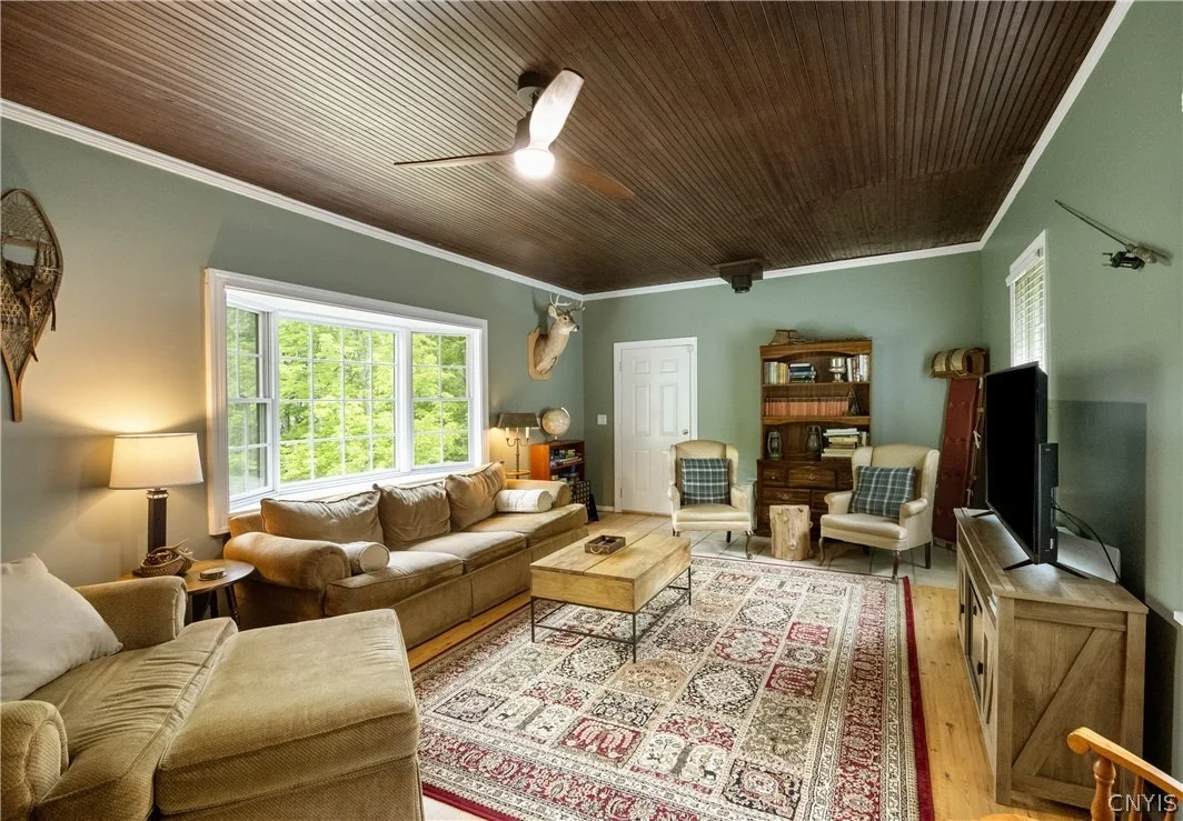 Photo of 891 River Road