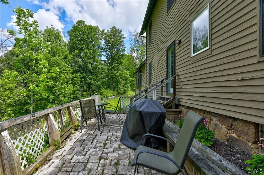 Photo of 891 River Road