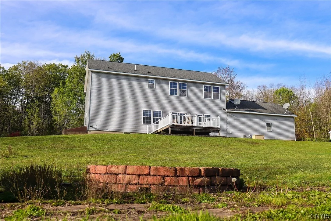 Photo of 1076 Curtiss Road