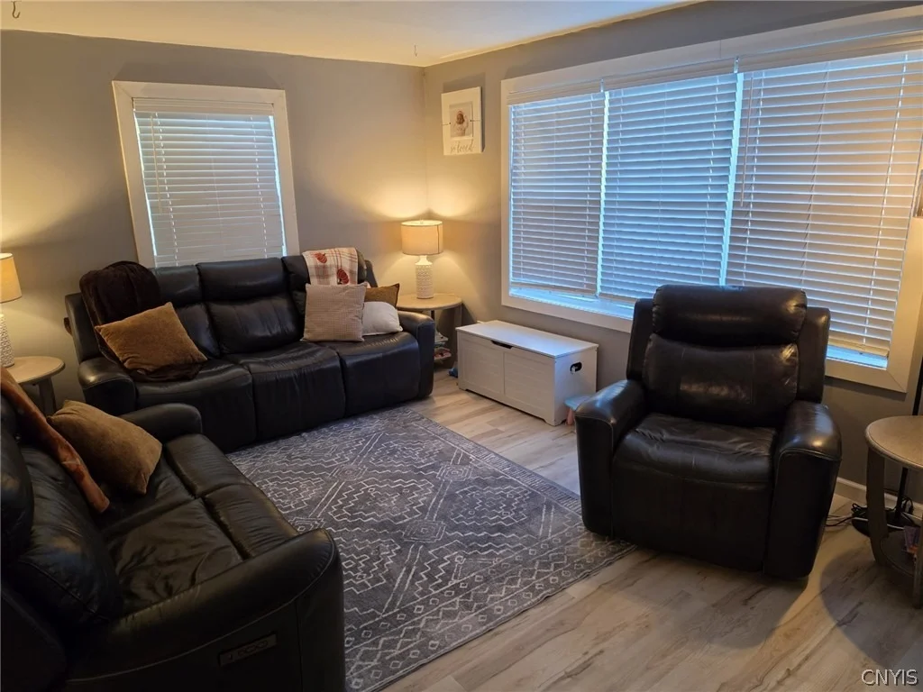 Photo of 3679 Brutus Road