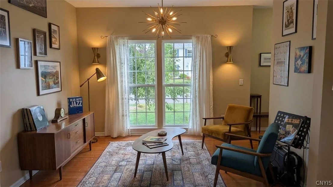 Photo of 5549 Cairns Trail