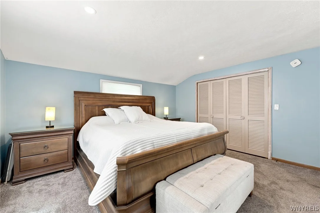 Photo of 8894 Woodview Drive