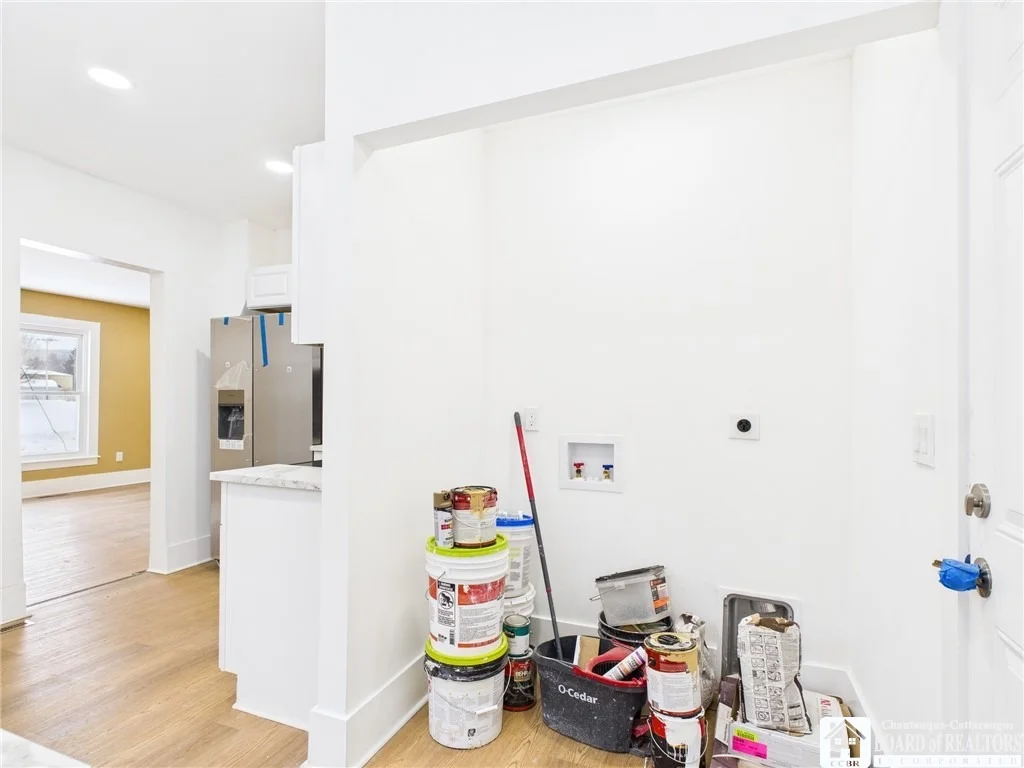 Photo of 307 W Oak Street
