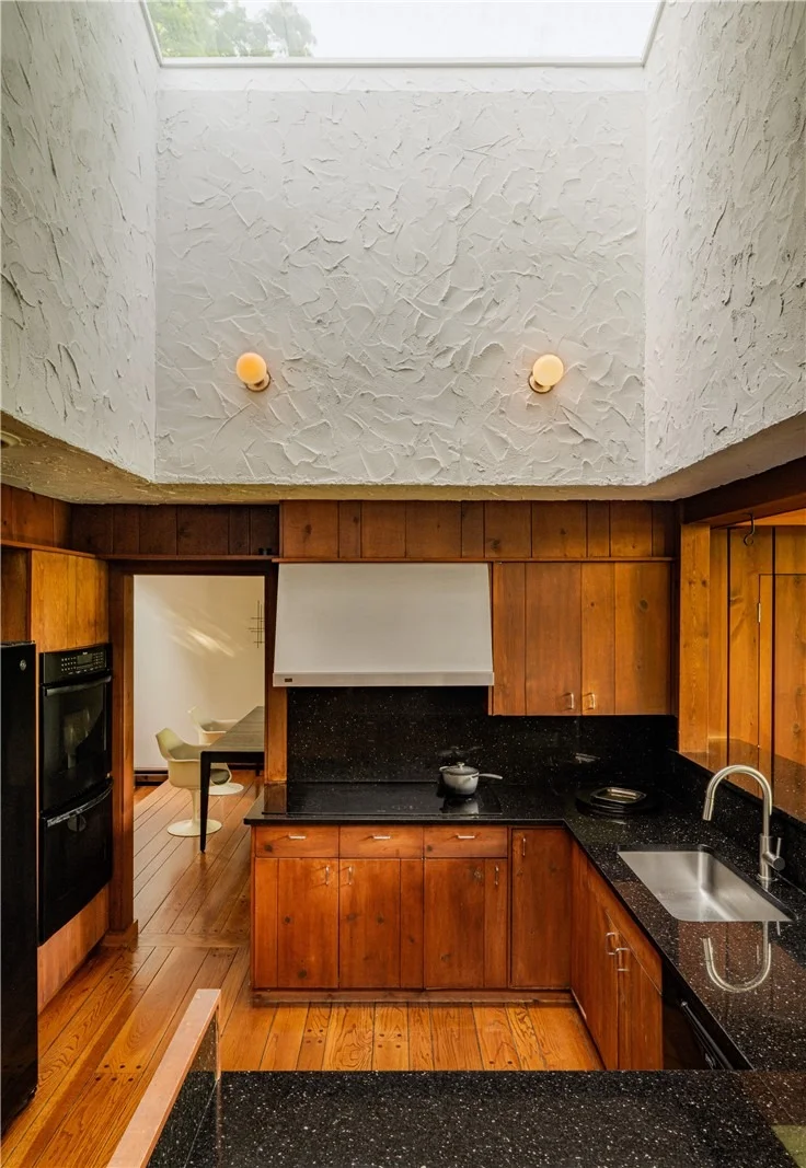 Photo of 122 Ridgeview Road