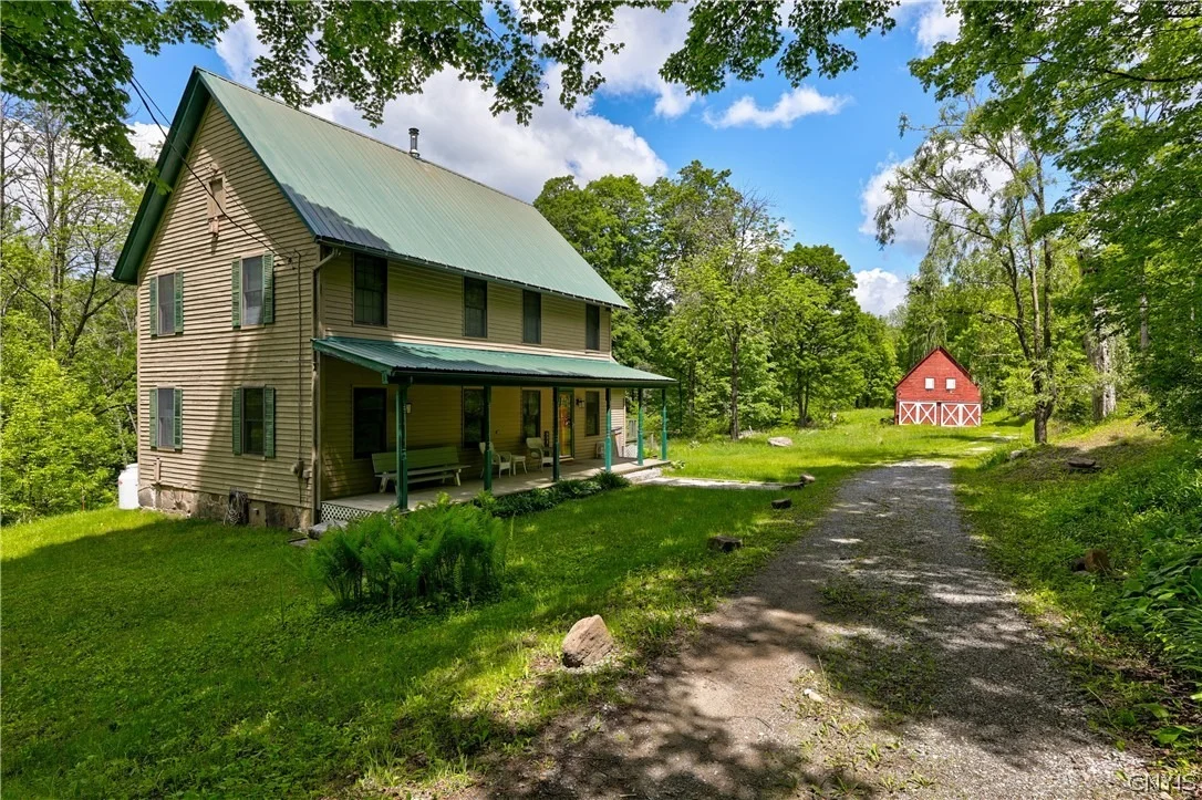 Photo of 891 River Road