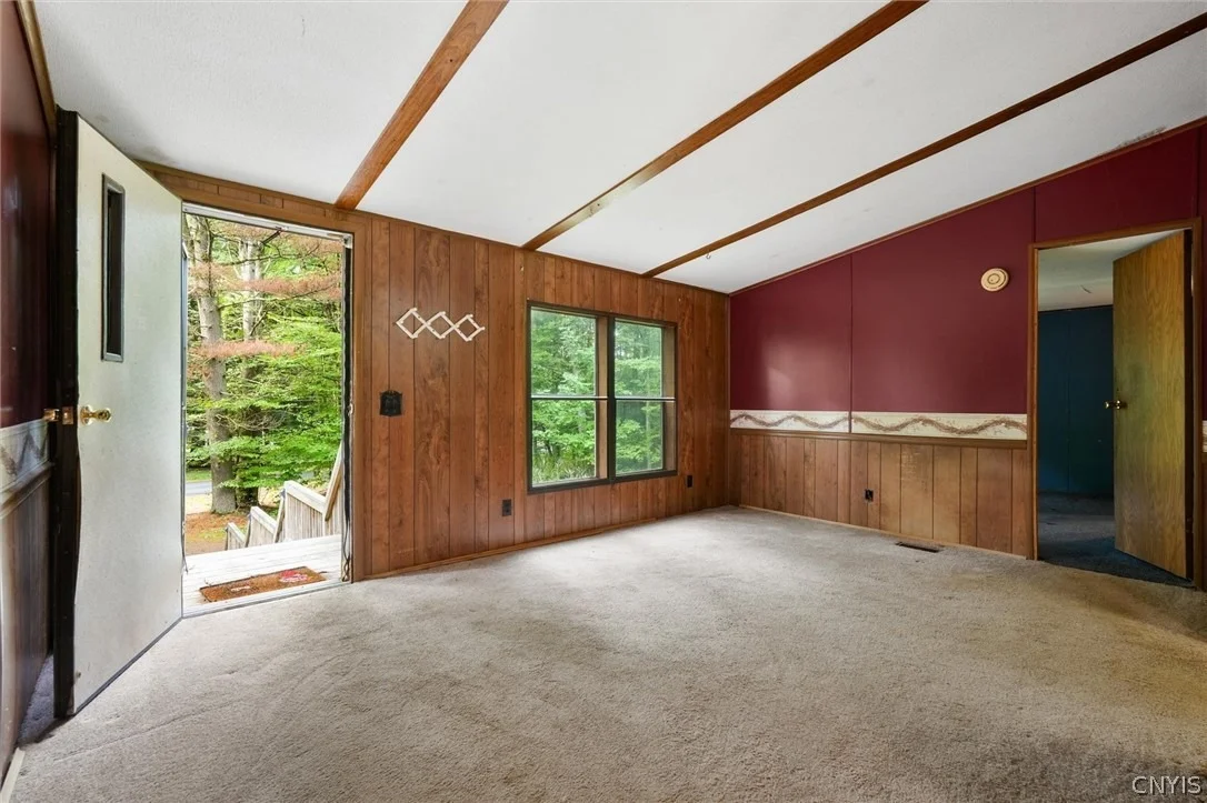 Photo of 8442 Halstead Road