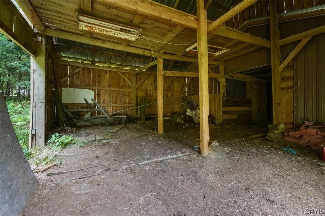 Photo of 8442 Halstead Road