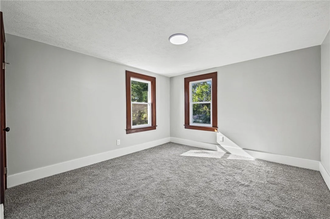 Photo of 264 Alpine Road