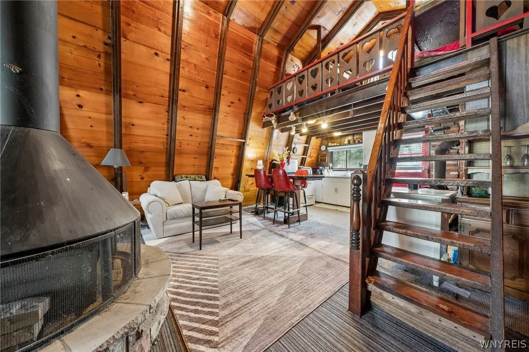 Photo of 3890 Weber Road