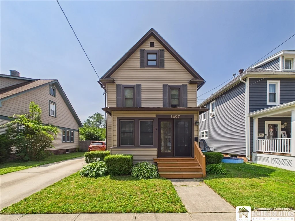 Photo of 1407 Washington Street